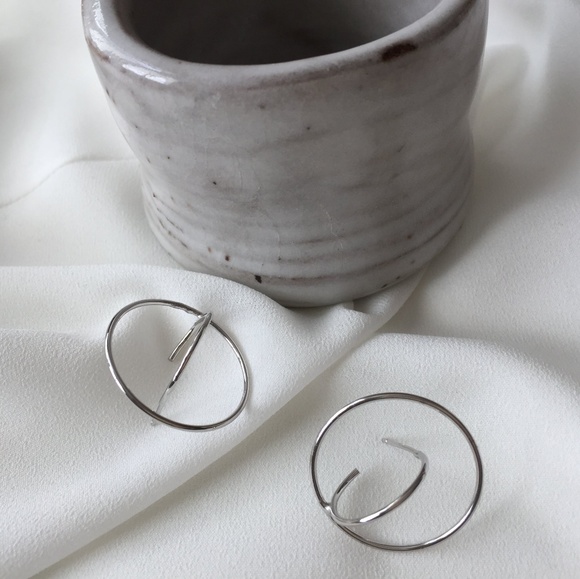 Jewelry - Sterling silver 3d sphere ear rings